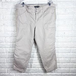 TORRID 18 Plus Size Tan cuffed cropped pants | Current Style